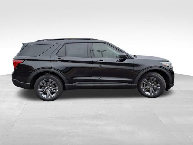 New 2026 Ford Explorer Active w/ Active Comfort Package AWD/4WD image 13