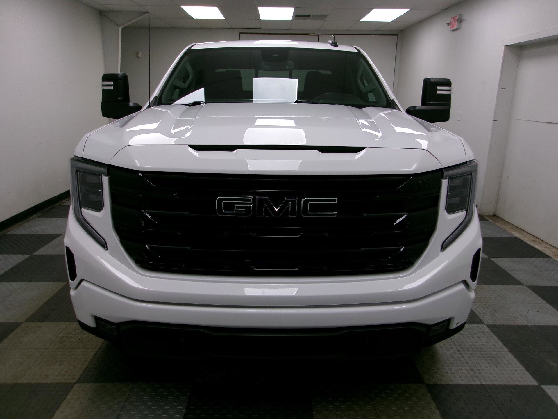Certified 2023 GMC Sierra 1500 Elevation w/ Preferred Package image 15