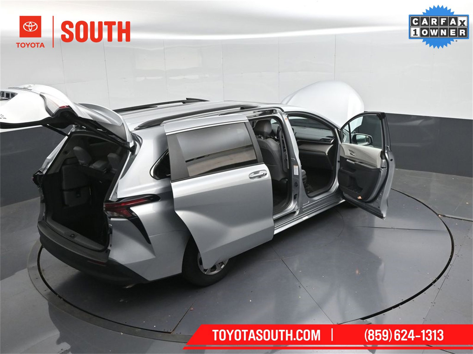 Used 2024 Toyota Sienna XLE image 46