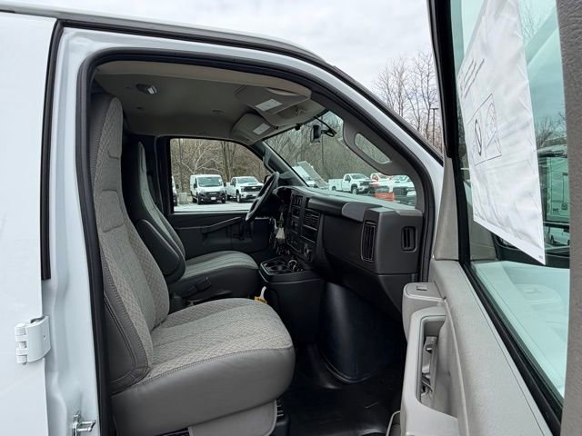 New 2026 GMC Savana 2500 Work Van w/ Driver Convenience Package image 29