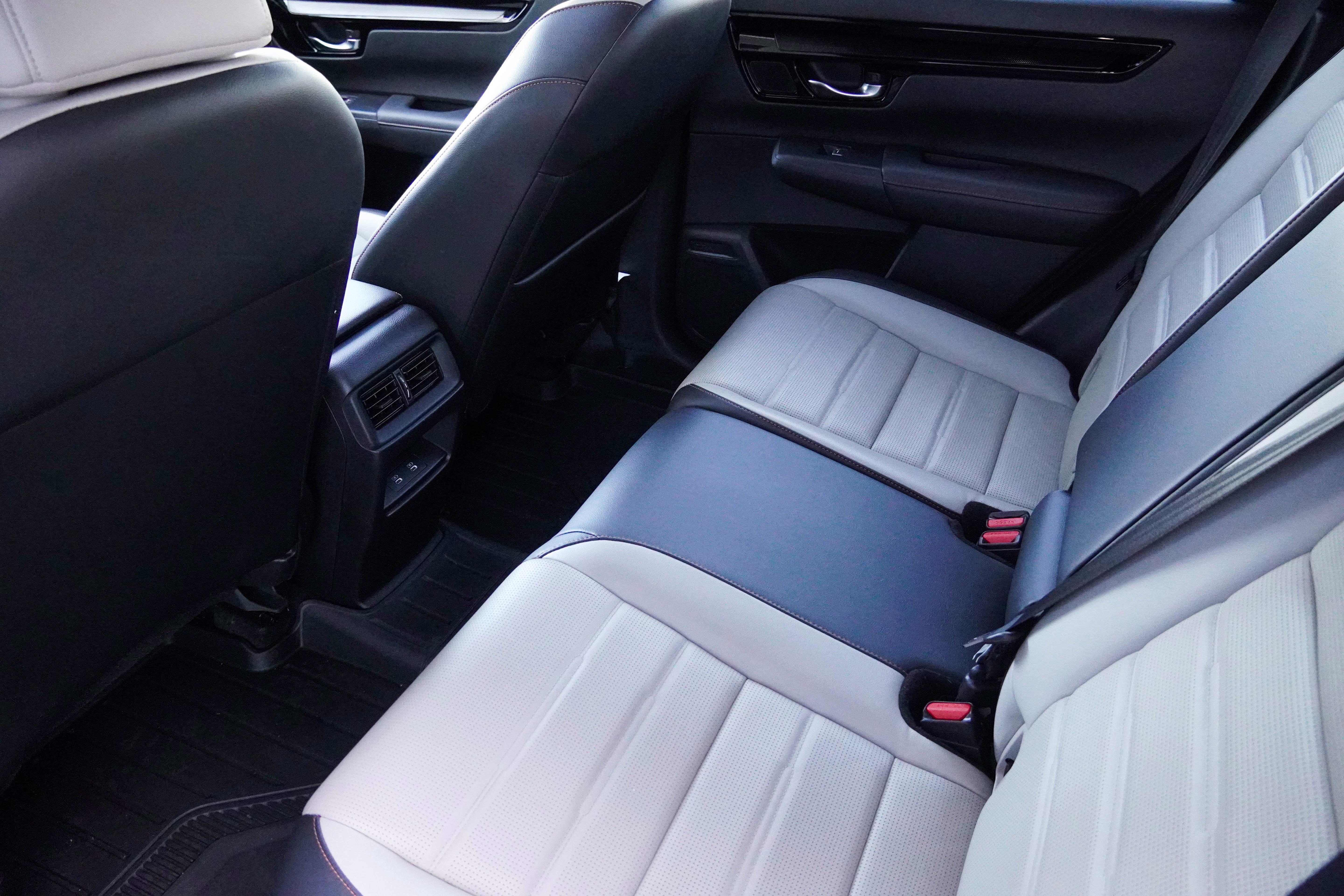 Used 2024 Honda CR-V Sport Touring image 35