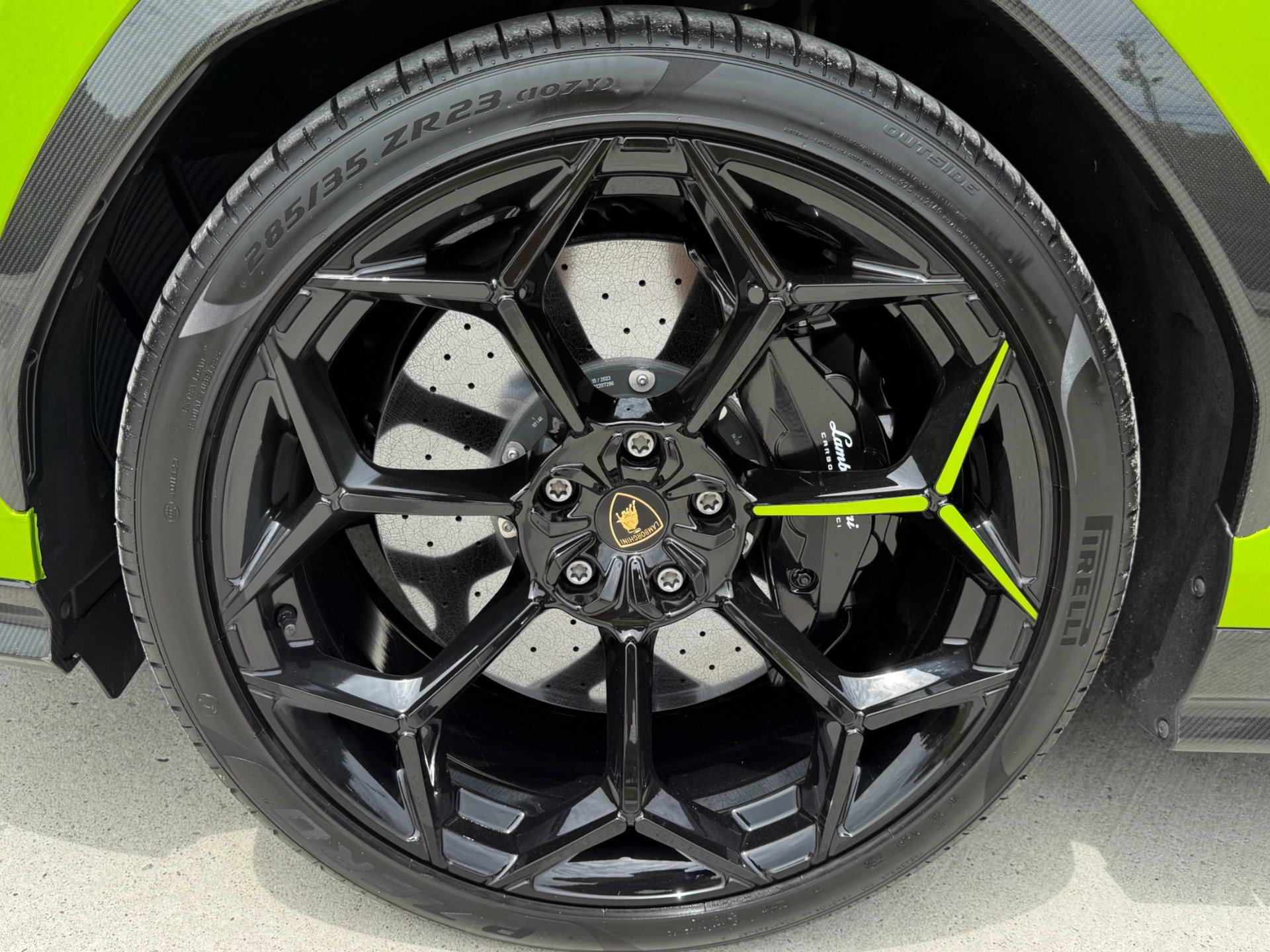 Used 2023 Lamborghini Urus Performante AWD/4WD image 65
