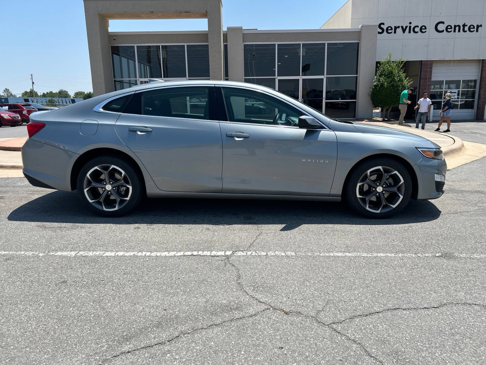 Used 2024 Chevrolet Malibu LT FWD image 4