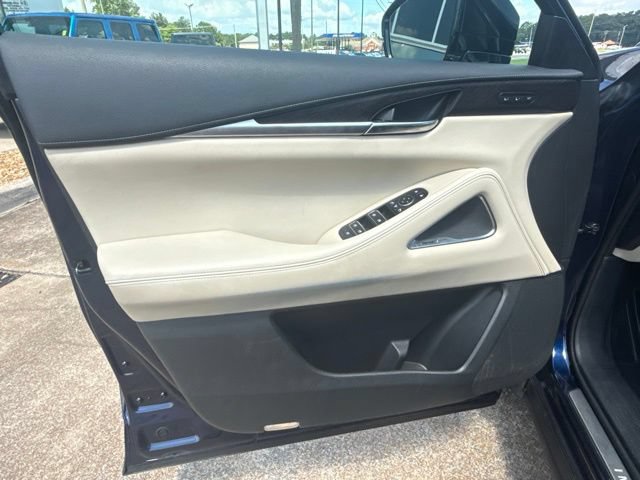 Used 2022 INFINITI QX60 Sensory w/ Cargo Package AWD/4WD image 9