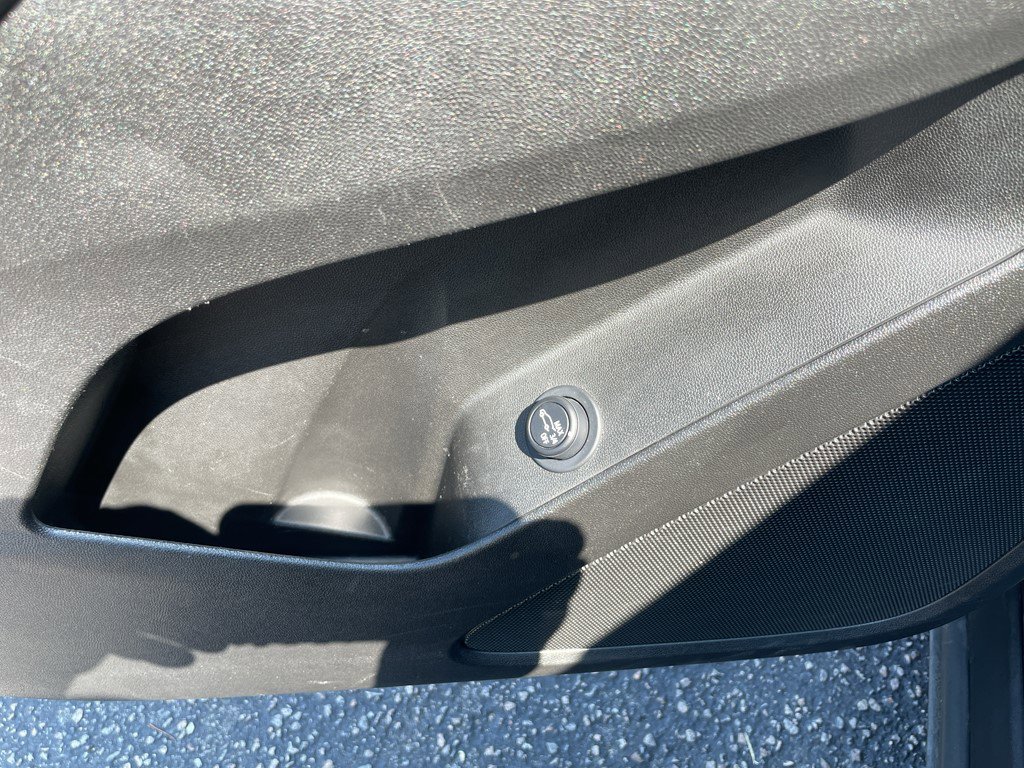 Certified 2024 Chevrolet Equinox LT image 25