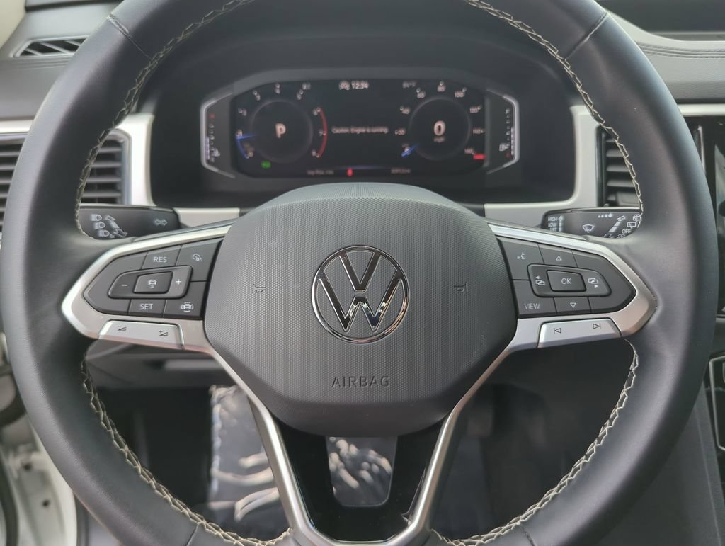 Certified 2023 Volkswagen Atlas SE FWD image 28