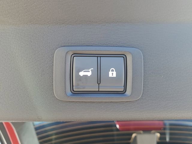 New 2026 Mitsubishi Outlander SEL image 11