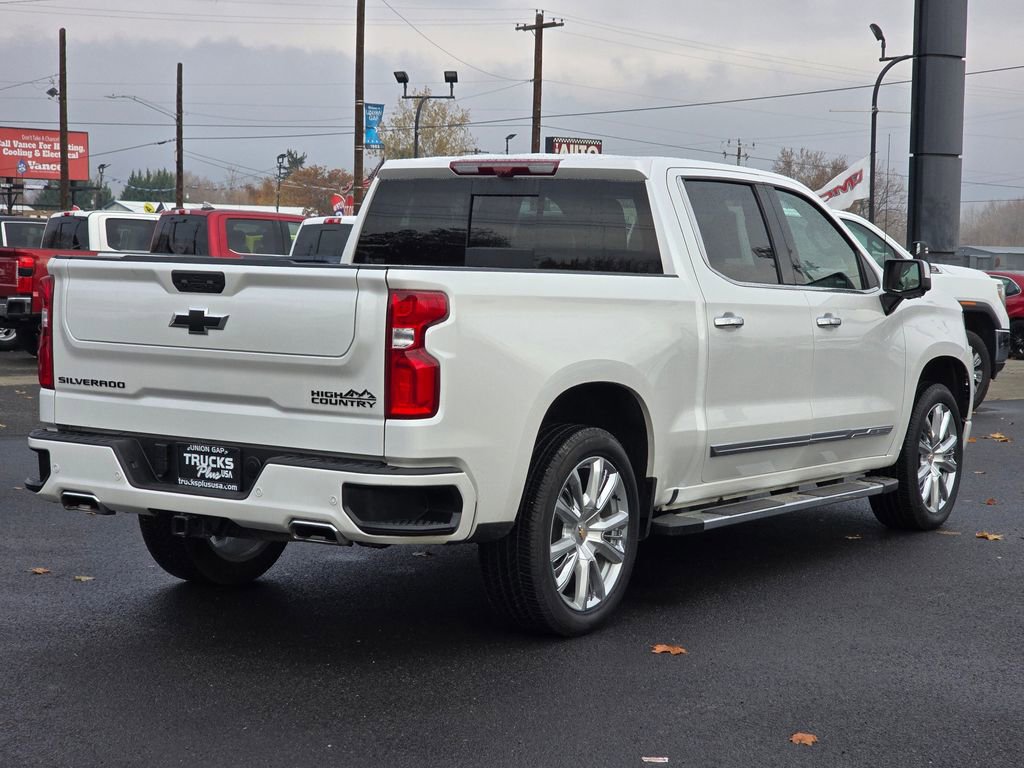 Used 2024 Chevrolet Silverado 1500 High Country w/ High Country Premium Package image 5