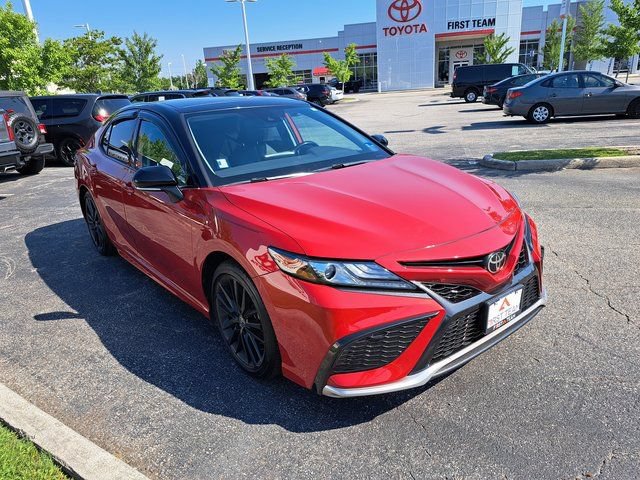 Used 2023 Toyota Camry XSE FWD image 4