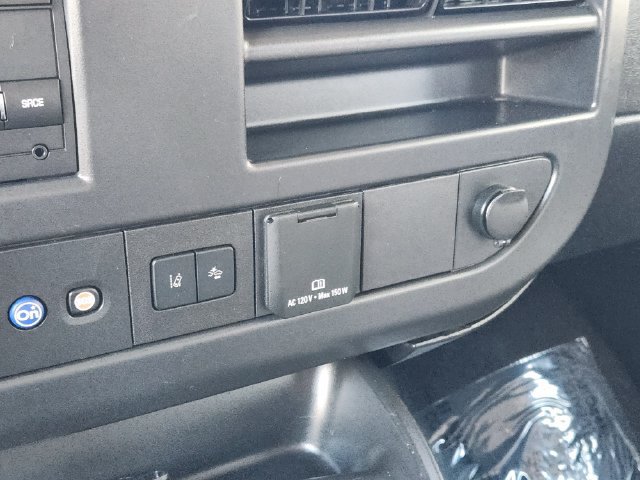 Used 2025 Chevrolet Express 3500 LT w/ LT Preferred Equipment Group RWD image 22
