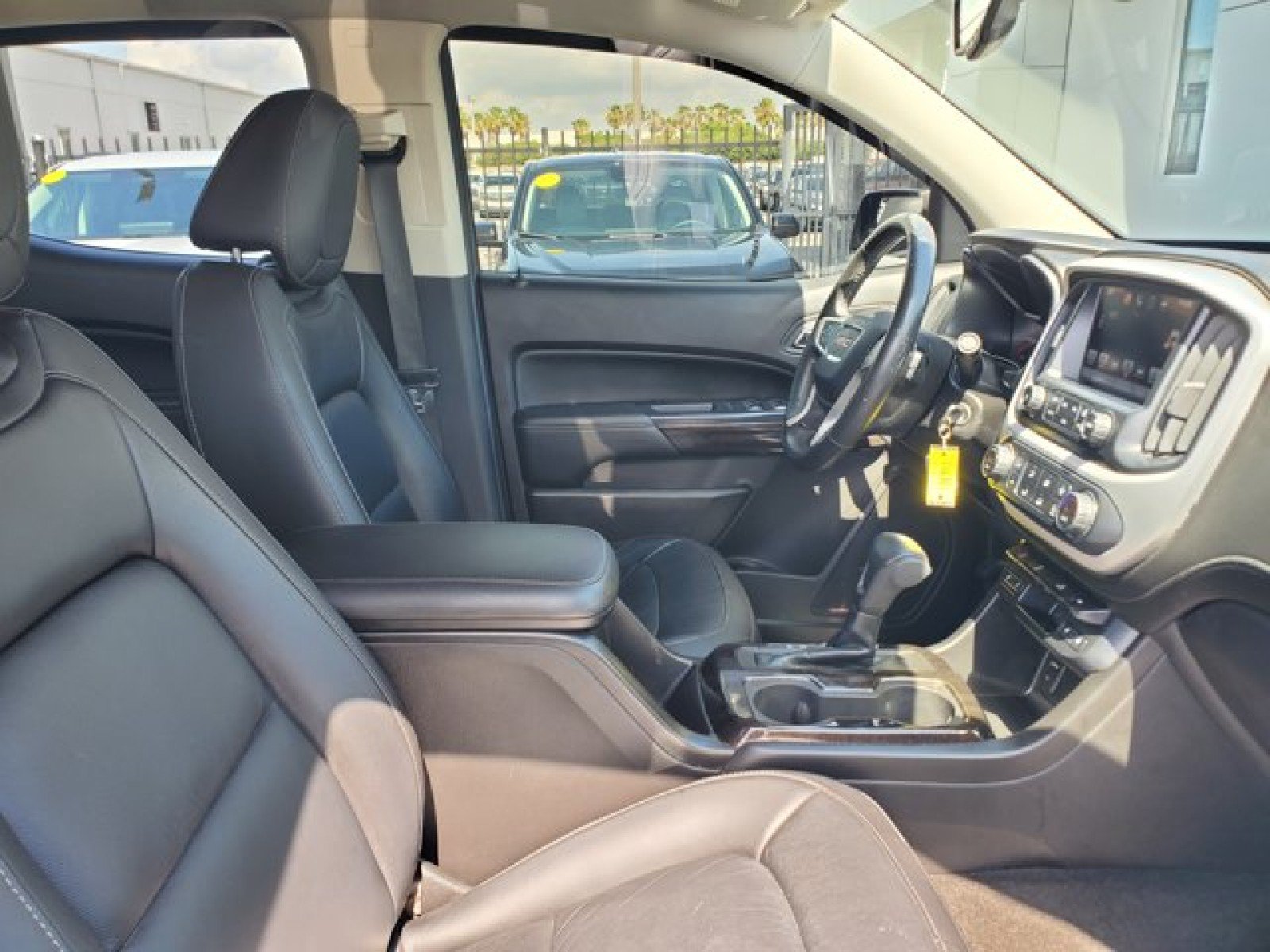 Used 2016 GMC Canyon SLT w/ Trailering Package RWD image 34