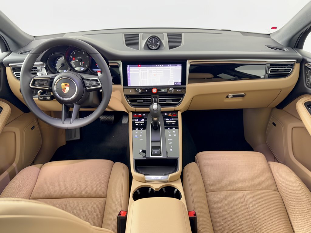 New 2026 Porsche Macan AWD/4WD image 17