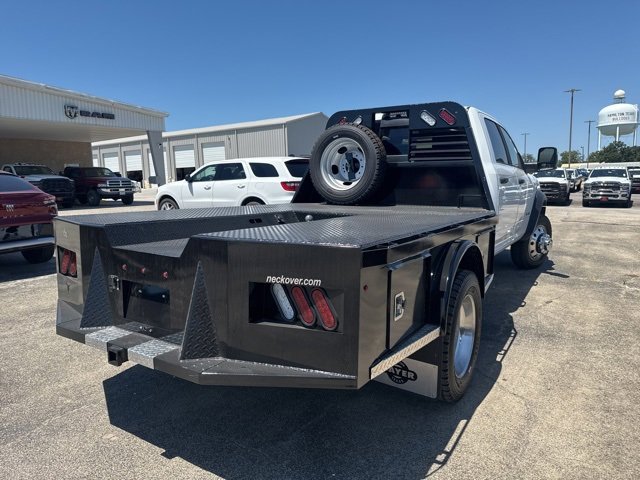 New 2025 RAM 4500 4x4 Crew Cab DRW image 7