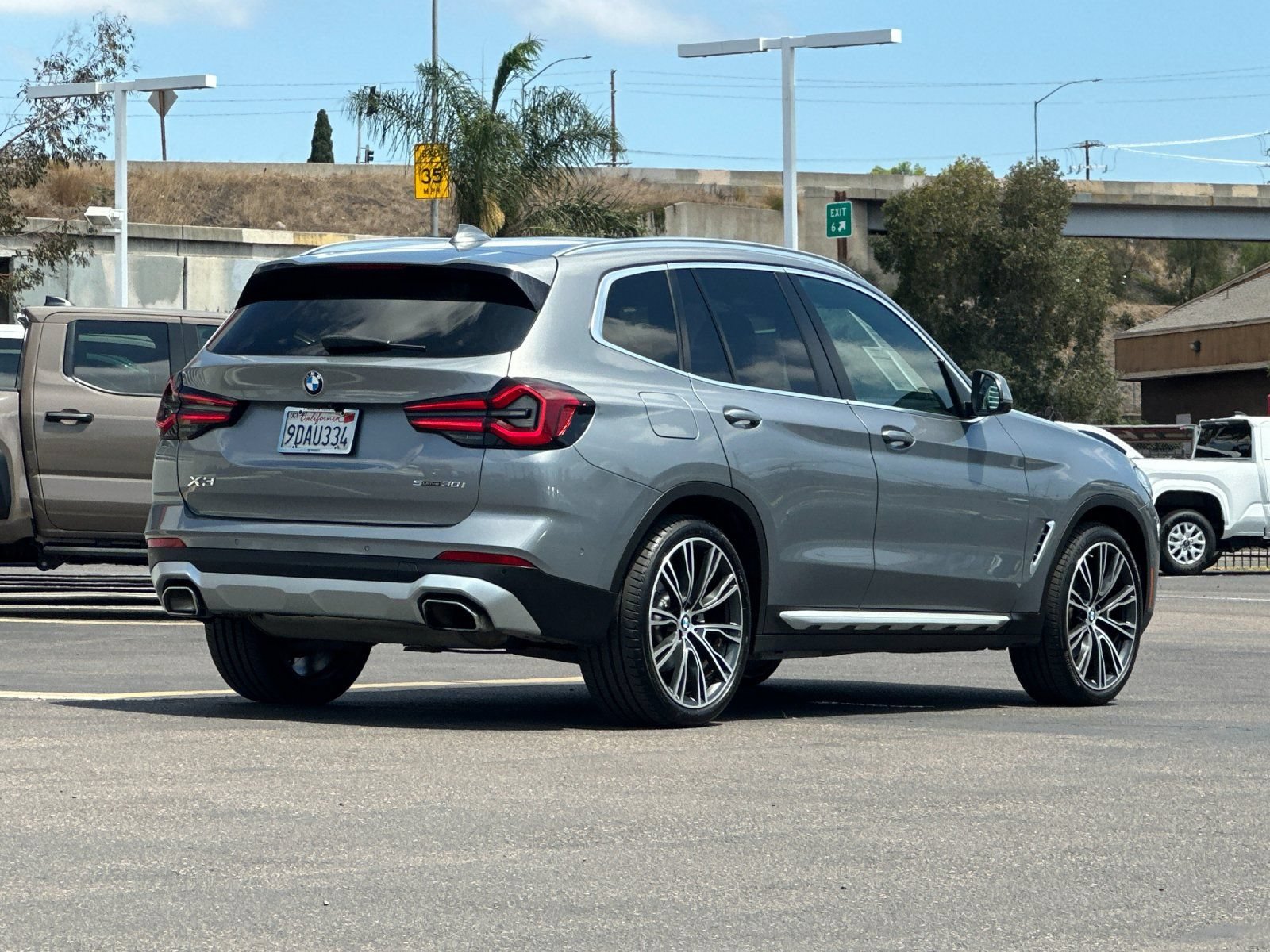 Used 2023 BMW X3 sDrive30i w/ Convenience Package RWD image 5