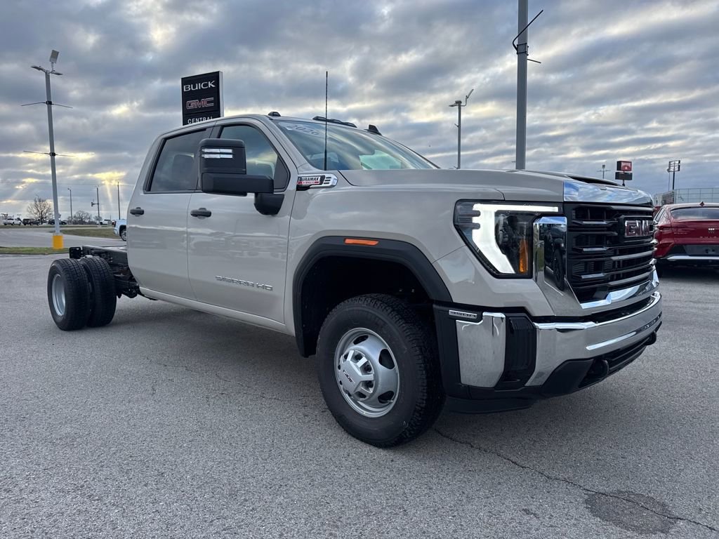 New 2026 GMC Sierra 3500 Pro w/ Convenience Package image 8