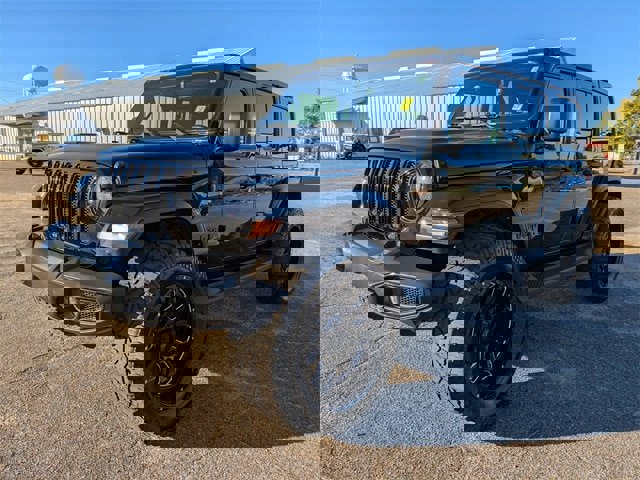 Used 2022 Jeep Wrangler Unlimited Sahara image 6