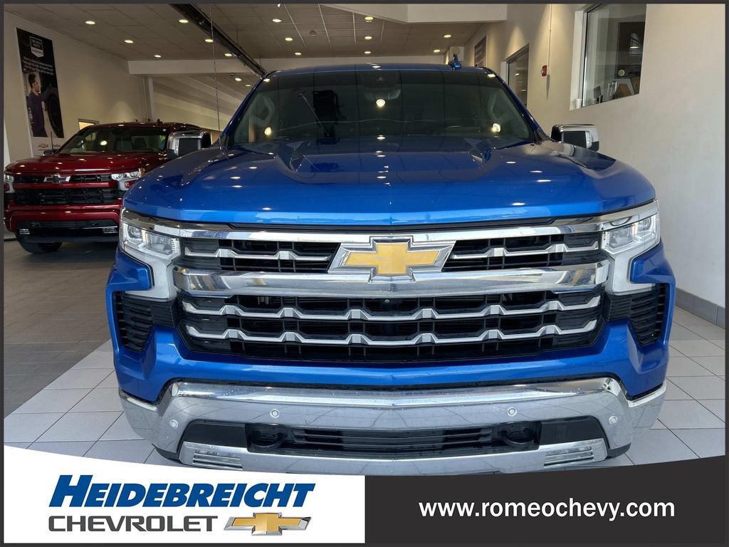 Certified 2022 Chevrolet Silverado 1500 LTZ w/ Technology Package AWD/4WD image 41