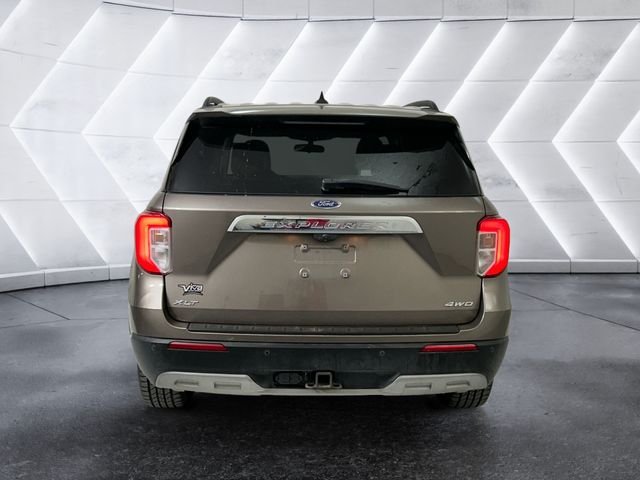 Used 2021 Ford Explorer XLT w/ Equipment Group 202A AWD/4WD image 5