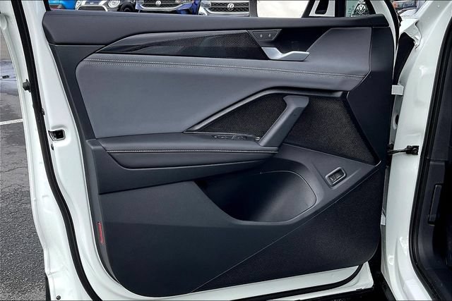 New 2025 Volkswagen Tiguan SE AWD/4WD image 23