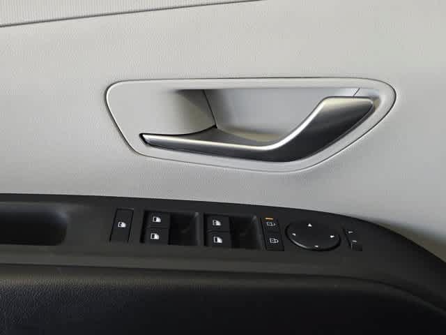 New 2026 Hyundai Tucson SE FWD image 11
