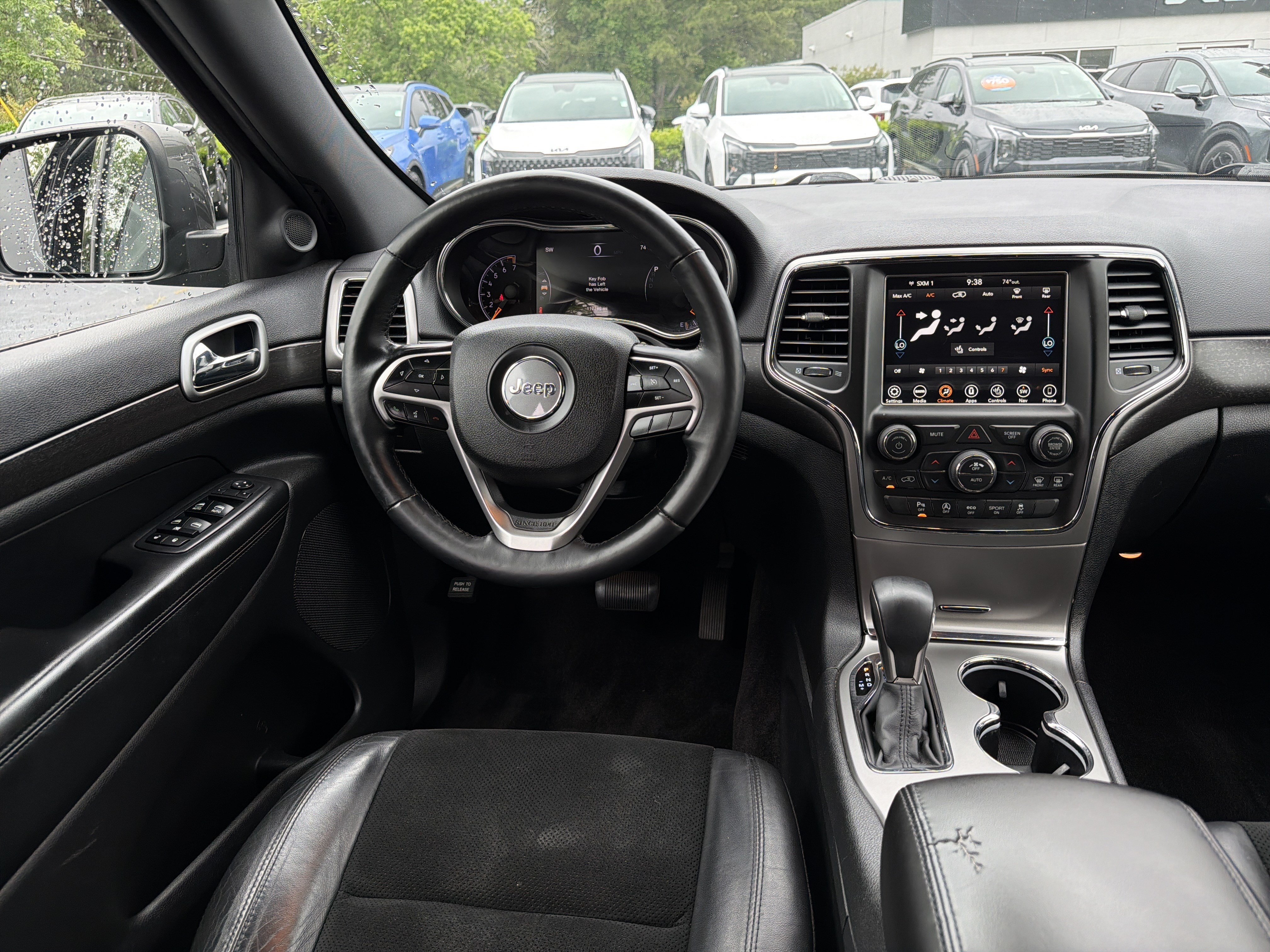 Used 2018 Jeep Grand Cherokee Altitude AWD/4WD image 21