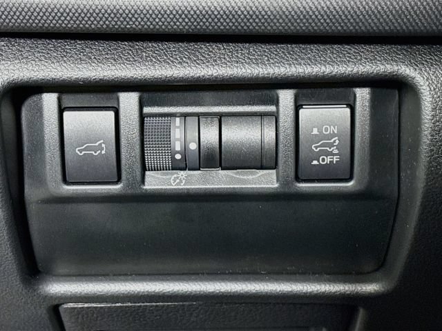 Certified 2025 Subaru Forester Premium AWD/4WD image 12