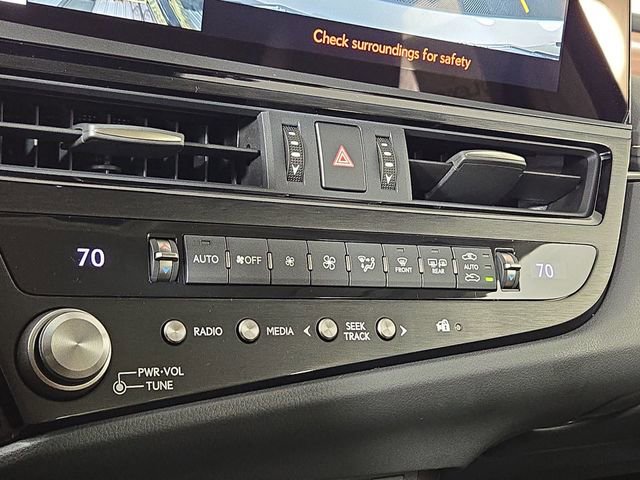 New 2025 Lexus ES 350 Ultra Luxury image 19