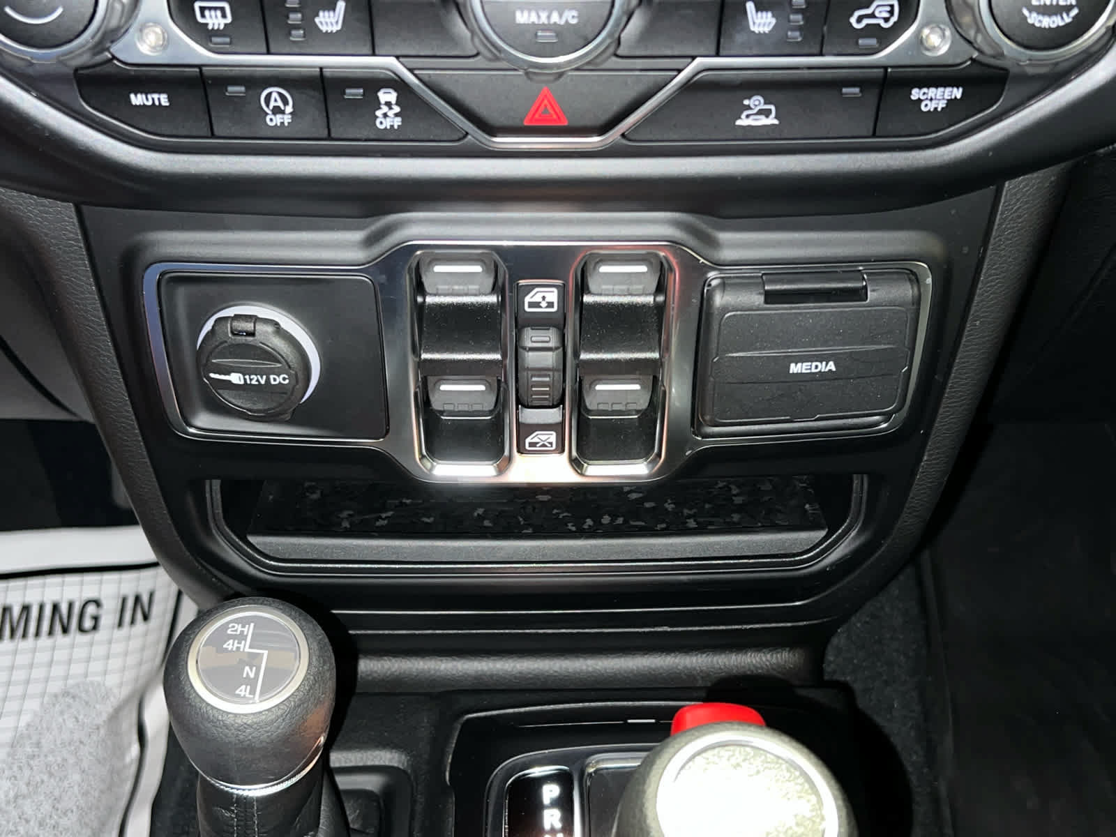 Used 2022 Jeep Gladiator Sport AWD/4WD image 23