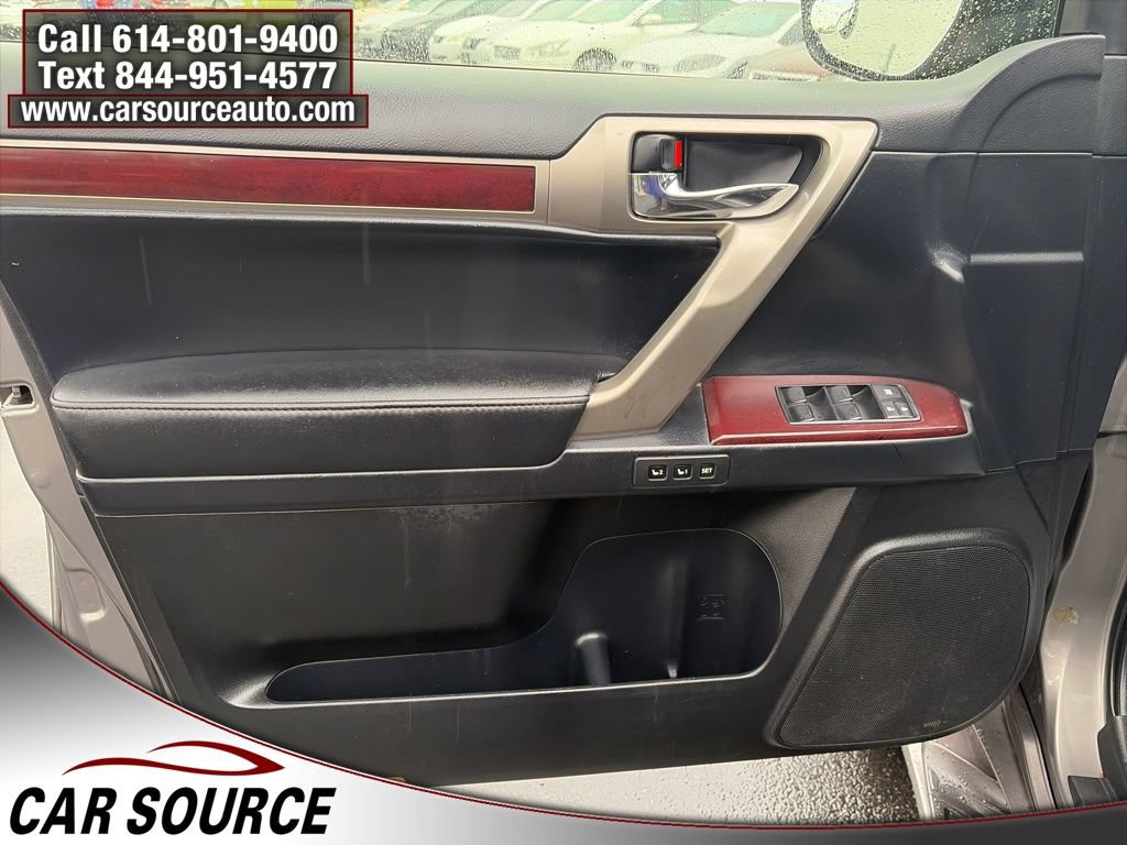 Used 2014 Lexus GX 460 w/ Premium Package AWD/4WD image 18