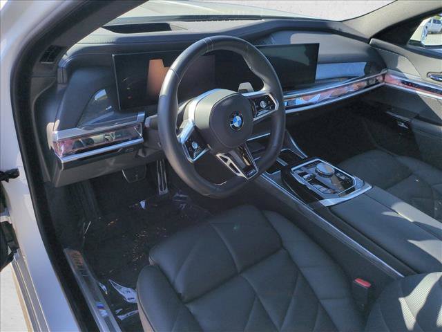 Certified 2025 BMW 740i RWD image 10