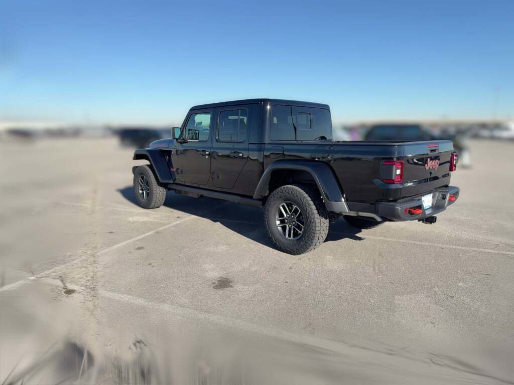 New 2026 Jeep Gladiator Mojave image 8