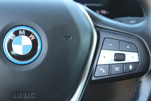 Used 2024 BMW i4 eDrive35 w/ Premium Package RWD image 17