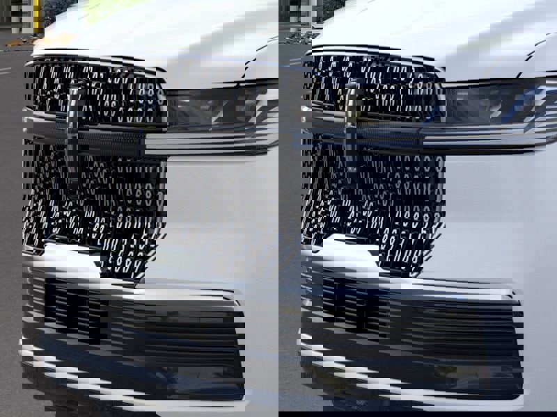 New 2026 Lincoln Navigator Reserve image 17