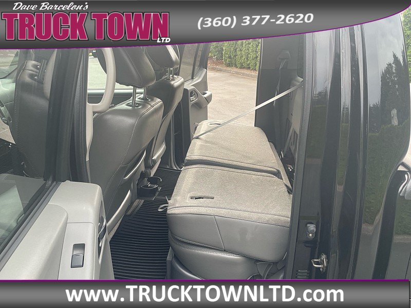 Used 2011 Nissan Frontier SL w/ Moonroof Pkg RWD image 11