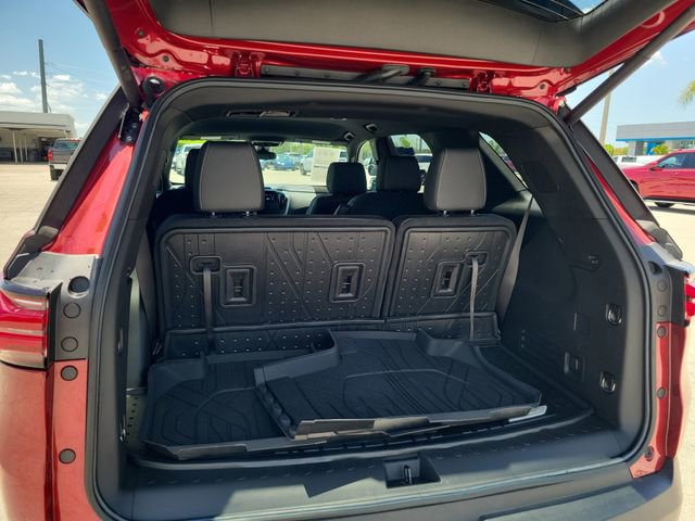 Certified 2023 Chevrolet Traverse LT w/ LPO, Floor Liner Package AWD/4WD image 7