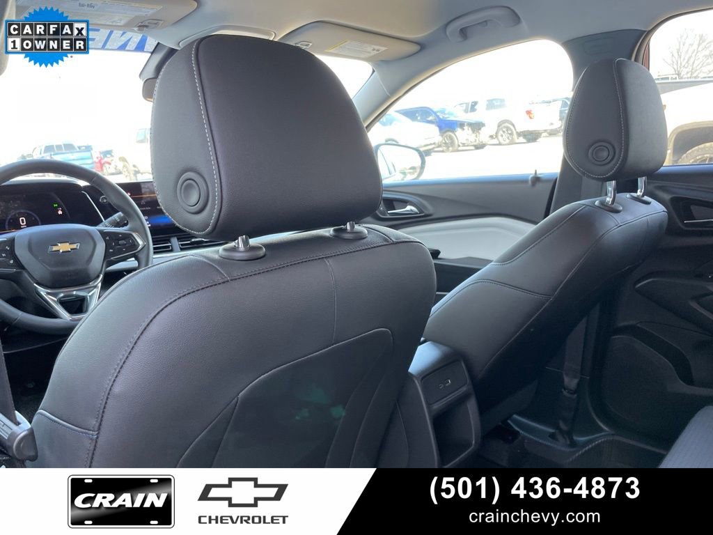 Used 2025 Chevrolet Trax LT w/ LT Convenience Package image 27