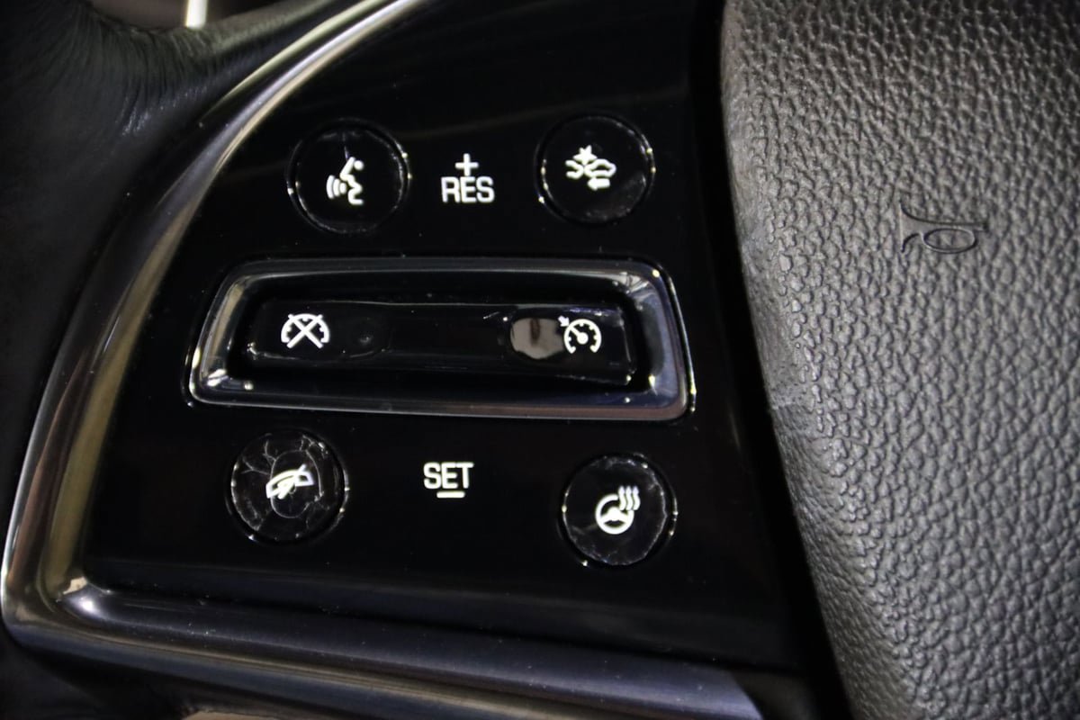 Used 2019 Cadillac CTS Luxury RWD image 17