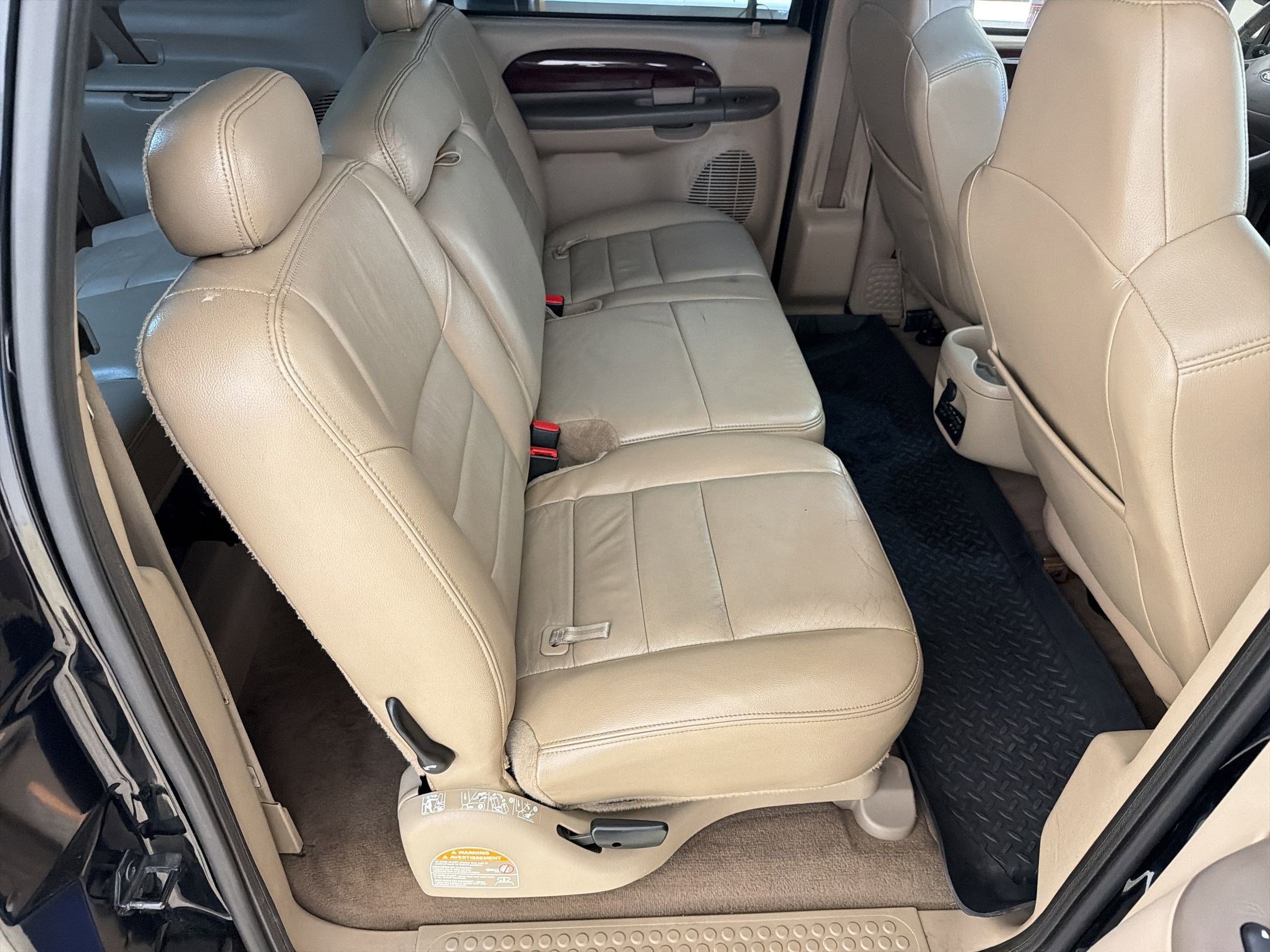 Used 2004 Ford Excursion Limited image 25