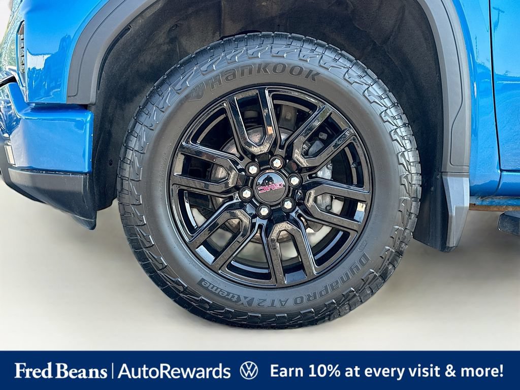Used 2022 GMC Sierra 1500 Elevation w/ Elevation Premium Package AWD/4WD image 39