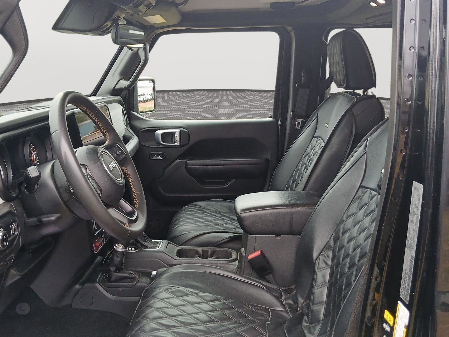 Used 2024 Jeep Gladiator Sport image 7