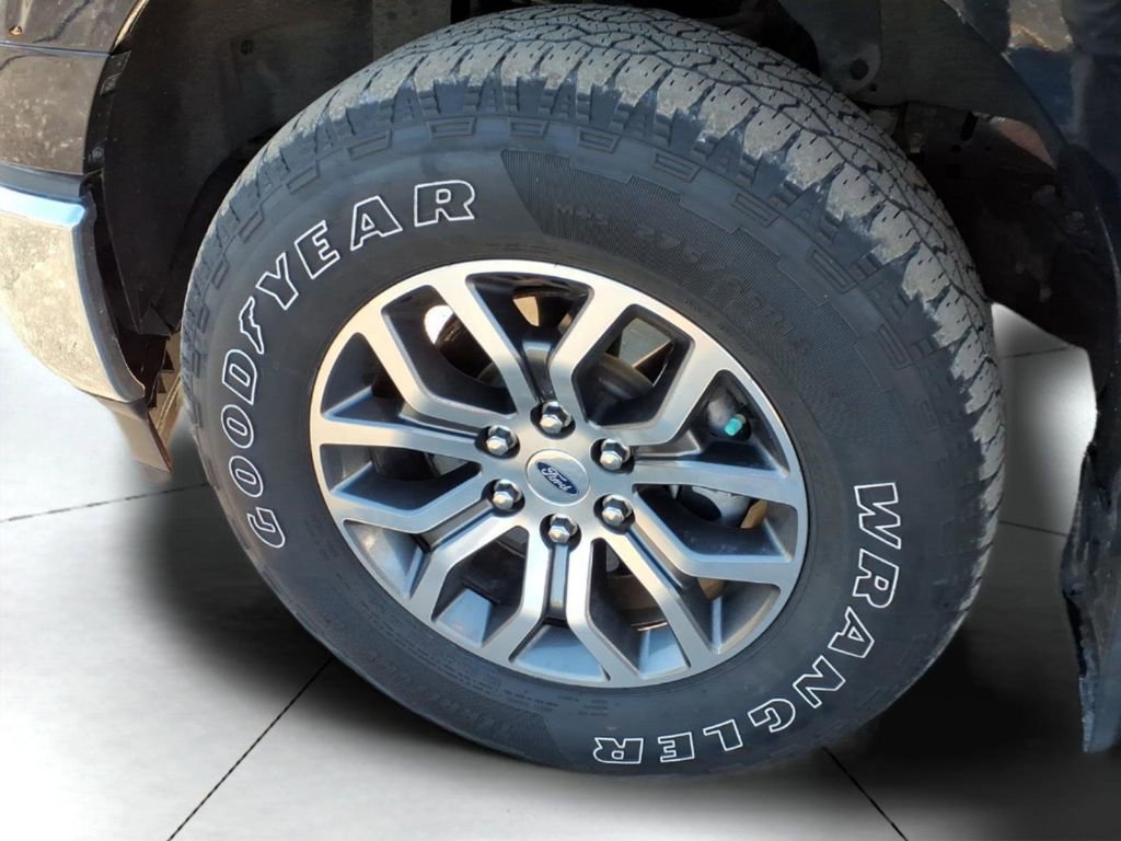 Used 2021 Ford F150 Lariat image 20