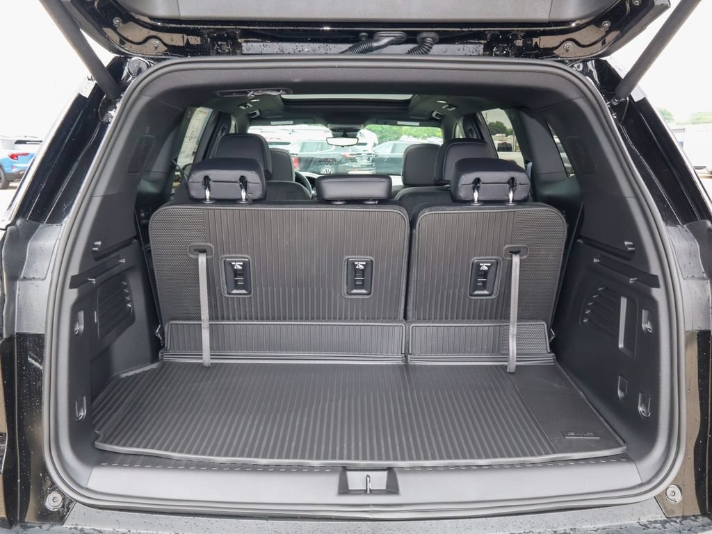 New 2026 GMC Acadia Elevation w/ Black Edition FWD image 5