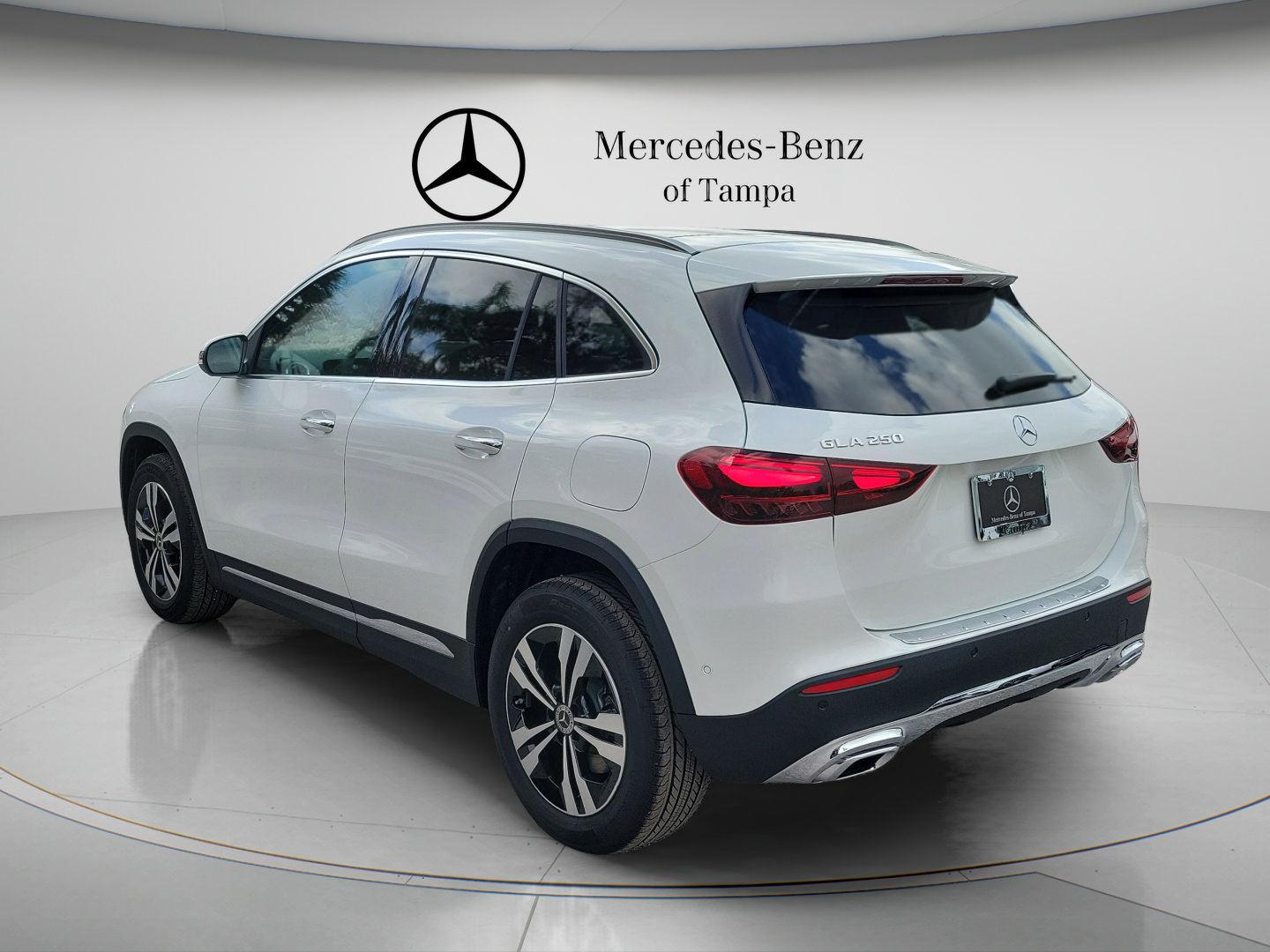 Certified 2026 Mercedes-Benz GLA 250 image 2