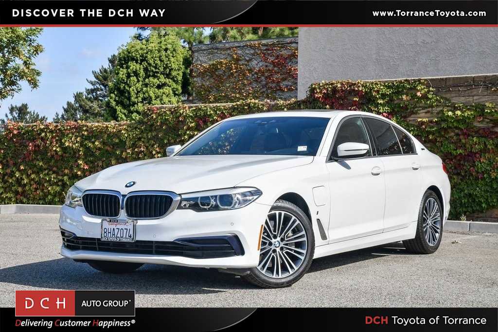 Used 2019 BMW 530e w/ Convenience Package