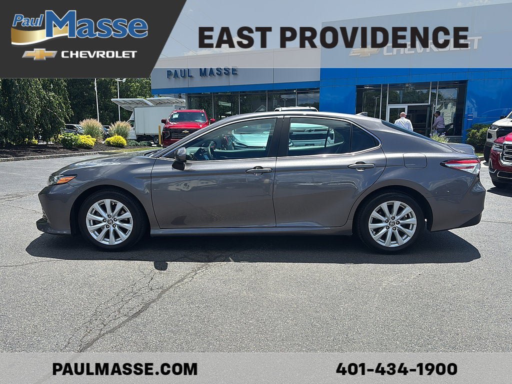 Used 2020 Toyota Camry LE FWD image 4
