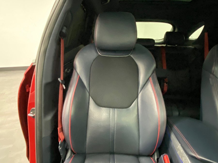 Used 2023 Genesis GV70 2.5T w/ Sport Prestige Package image 25