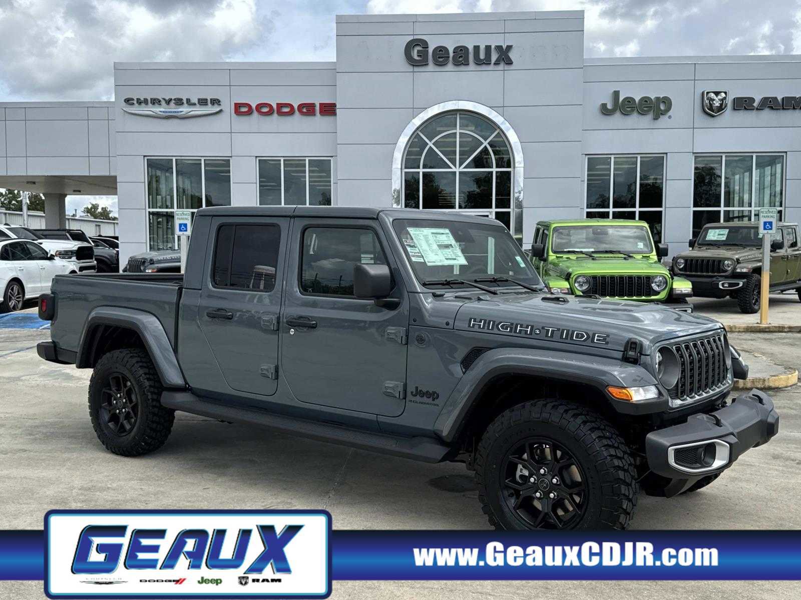 New 2025 Jeep Gladiator Sport