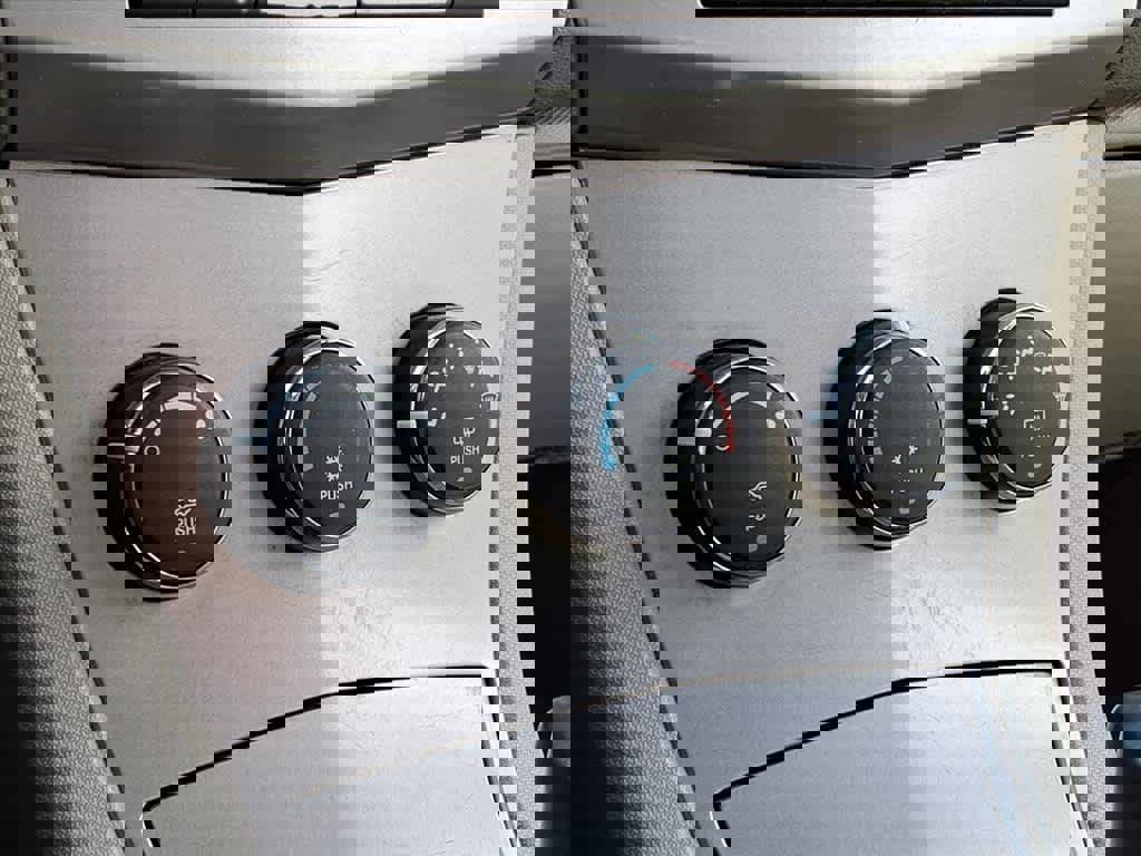 Used 2008 Chrysler Sebring Touring w/ Special Touring Group image 18