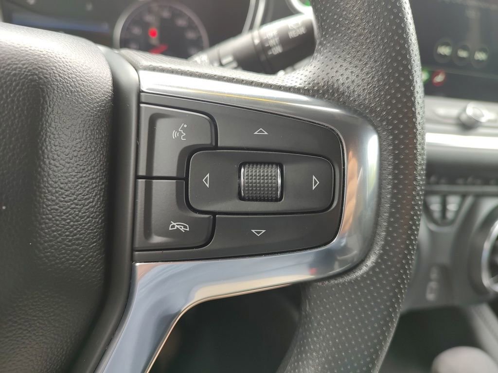 Used 2024 Chevrolet Blazer LT FWD image 26