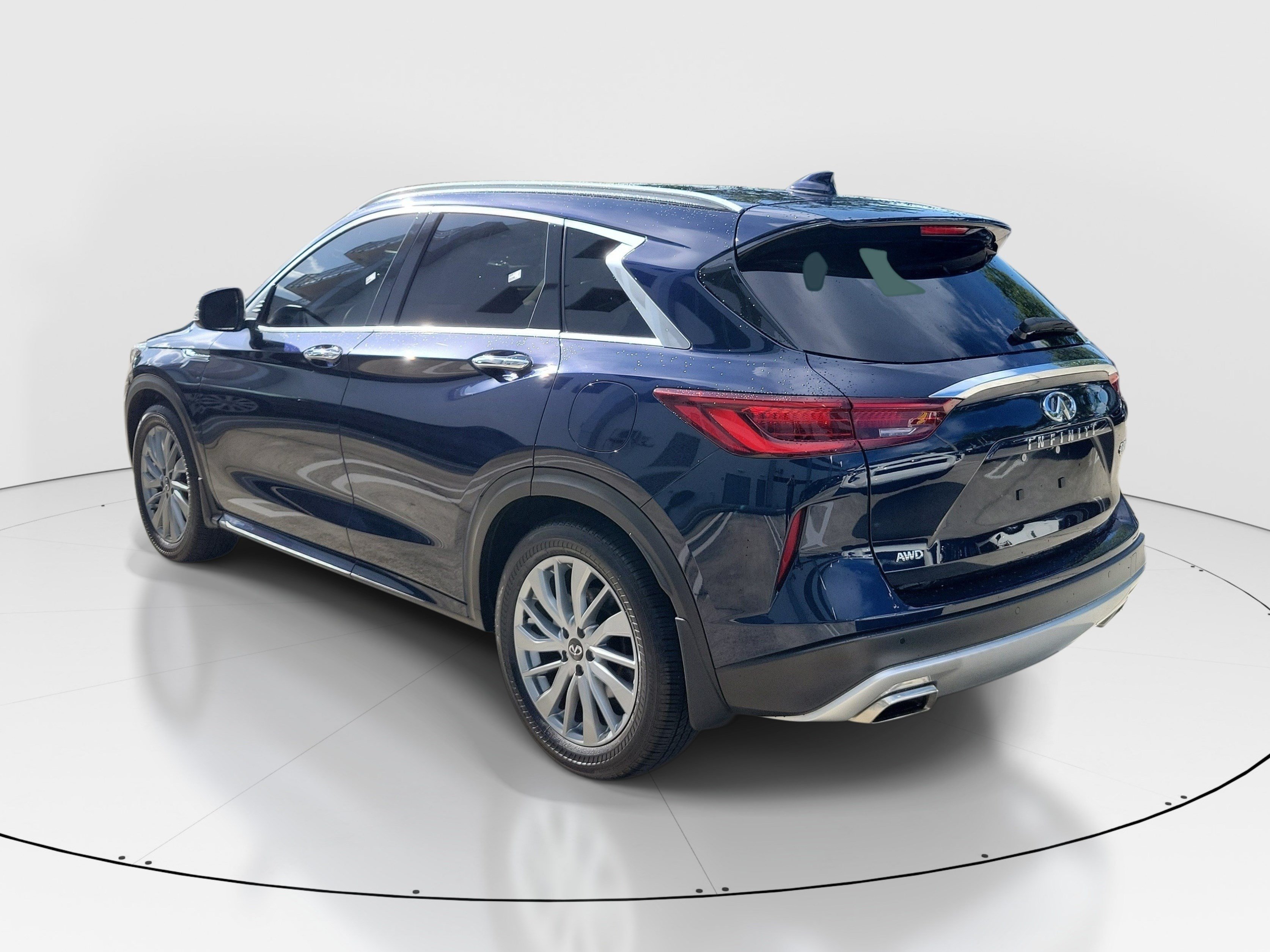 Used 2025 INFINITI QX50 Luxe AWD/4WD image 5